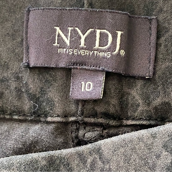 NYDJ pants,  jeans jeggings, size 10, pull on style, snake print. - Picture 7 of 7